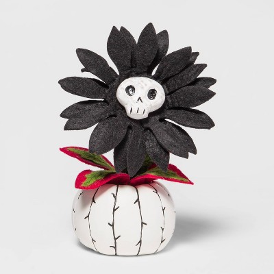 Ghoulish Garden Dreadful Daisy Faux Halloween Creepy Succulent with White Skull - Hyde & EEK! Boutique™