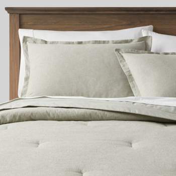 Full/Queen Cotton Linen Chambray Comforter & Sham Set Moss Green - Threshold™