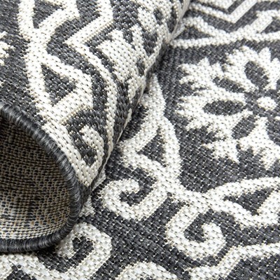 Black and Gray Medallion Synthetic 6' x 9' Easy-Care Area Rug