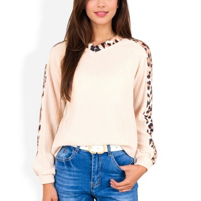 Anna-Kaci Women's Waffle Knit Top with Leopard Print Contrast and V-Neck Detail for Casual Looks