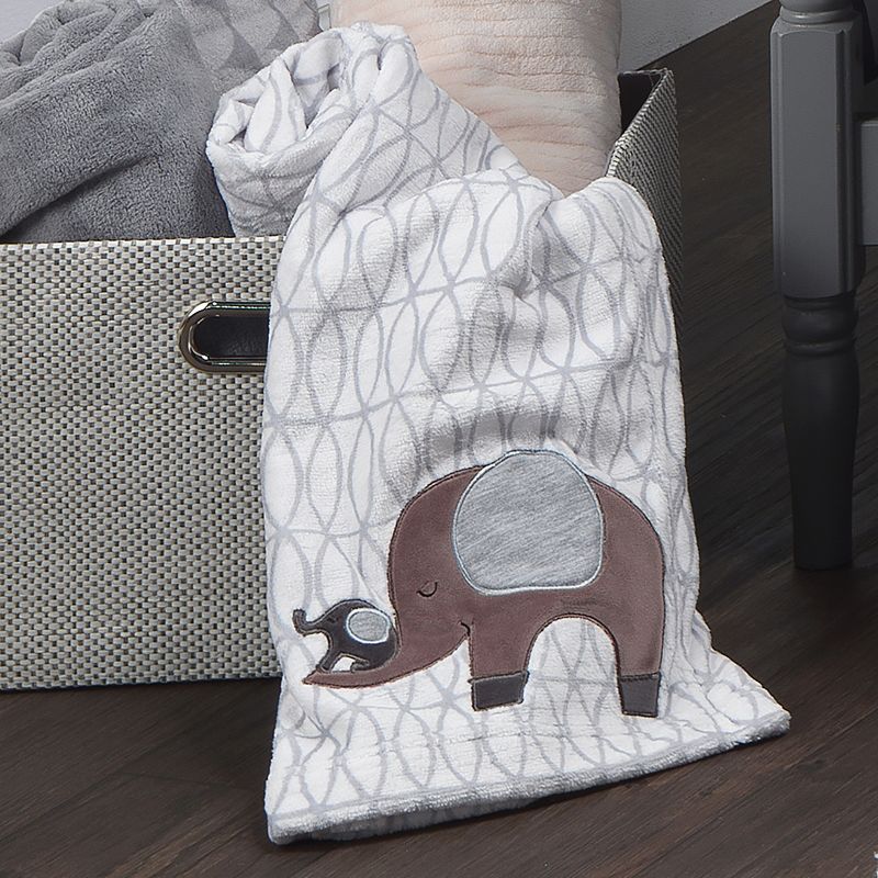 Bedtime Originals Elephant Love Gray/White Fleece Appliqued Baby Blanket, 5 of 7