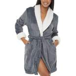 Alexander Del Rossa Women's Classic Plush Robe, Short Fleece Bathrobe Solids