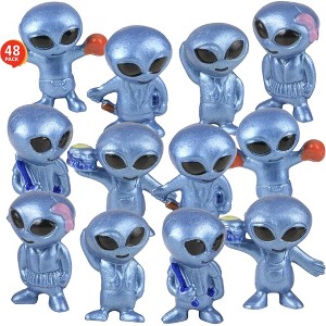 ArtCreativity Bulk Vinyl Alien Figurines (Pack of 48) - 1 of 4