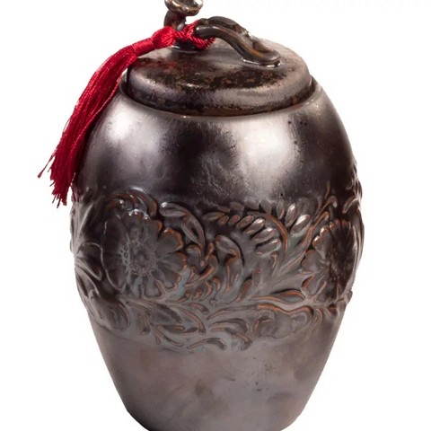Slickblue Maroon Ceramic Storage Jar with Tassel Lid, 4.25x6.25 in for Kitchen Use