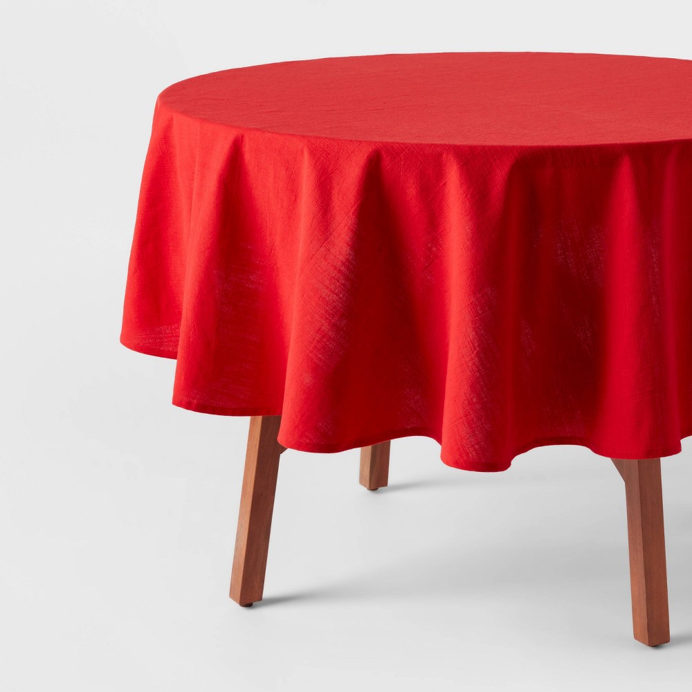 70" Cotton Solid Round Tablecloth Red - Threshold