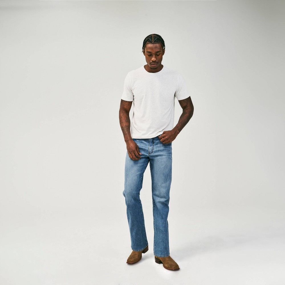 Wrangler Men Relaxed Fit Bootcut Jean