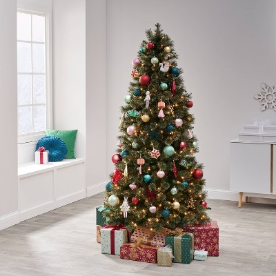 85pc Evergreen and Aubergine Christmas Ornament Kit - Wondershop™