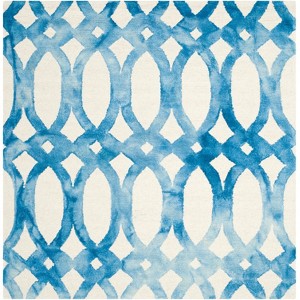 Dip Dye DDY675 Hand Tufted Area Rug  - Safavieh - 1 of 3