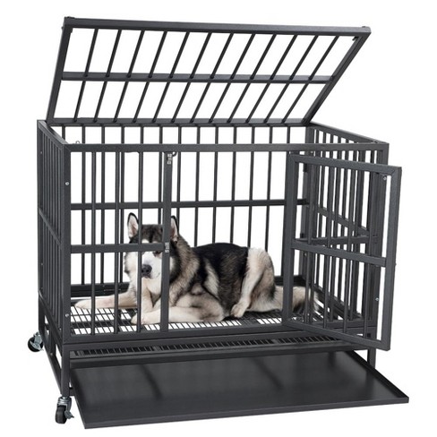 Dog house cage clearance design