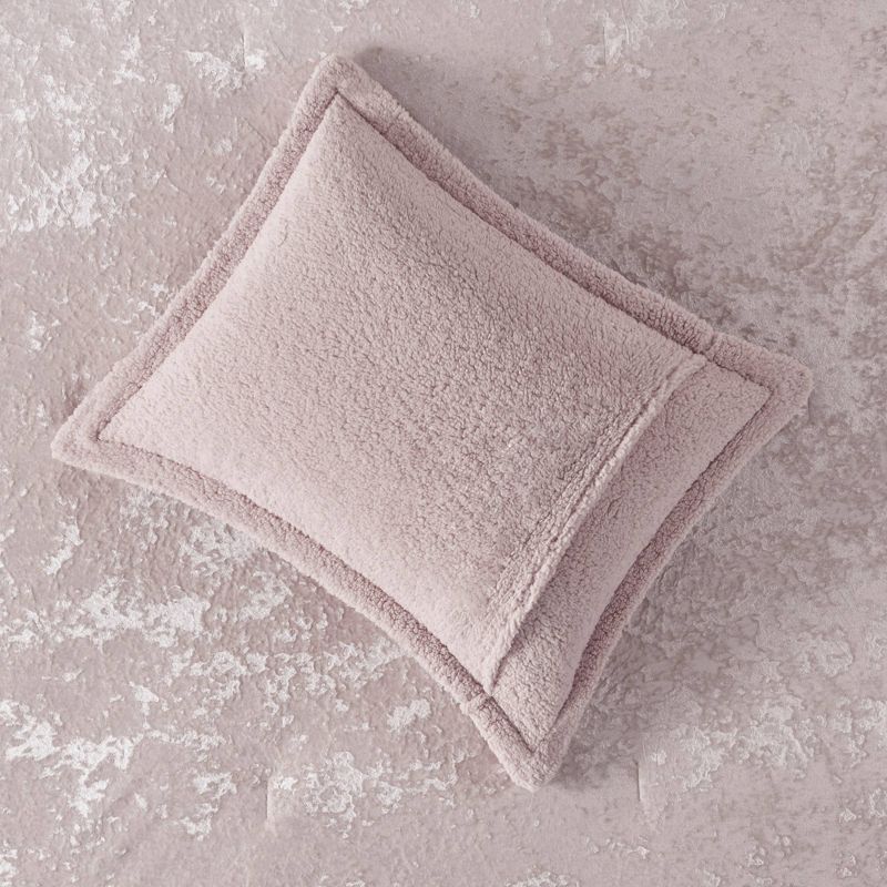 Arabella Reversible Crushed Velvet to Faux Shearling Soft Teen Comforter Set - Intelligent Design, 6 of 11