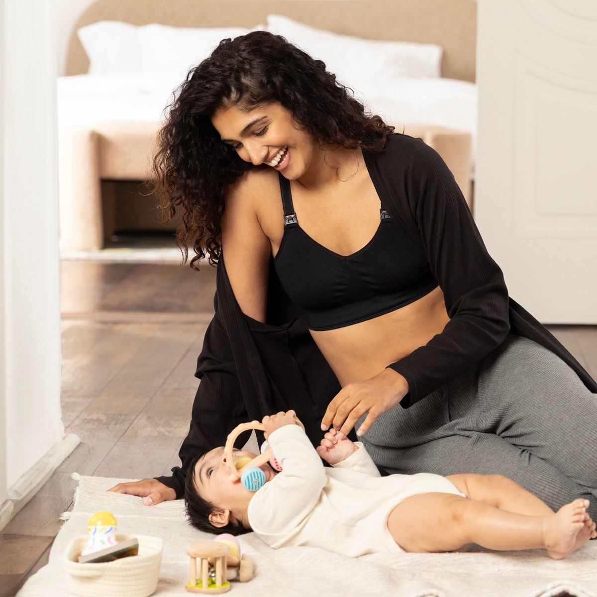 Maternity & Nursing Bra for Breastfeeding & Pregnancy, Wireless Support, Seamless Comfort - thumbnail 3