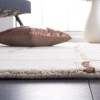 Soho SOH713 Hand Tufted Indoor Rugs - Safavieh - 2 of 4