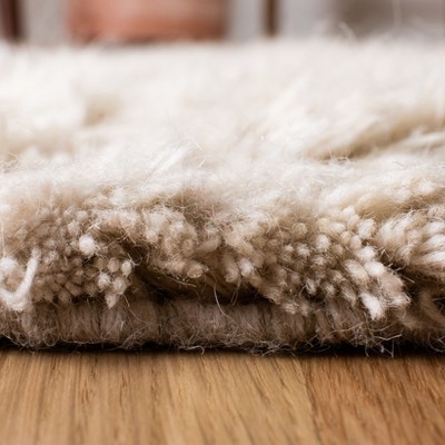 Ivory Hand-Knotted Wool 4' x 6' Rectangular Area Rug