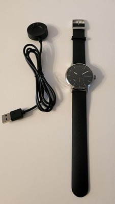 - Withings Target : Black 42mm Scanwatch