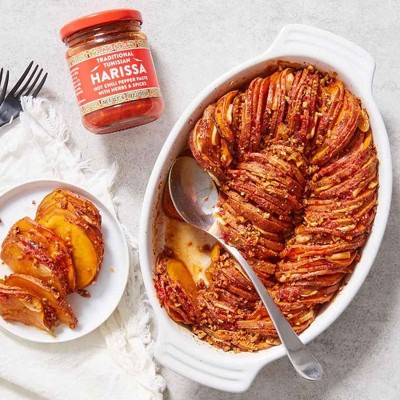 Traditional Tunisian Harissa Paste – Spicy & Flavorful Chili Condiment