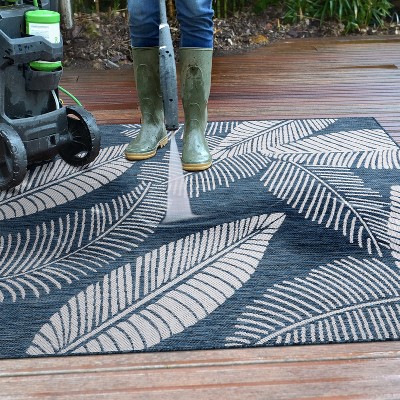 Navy Floral Synthetic 7'10"x10' Flat Woven Indoor/Outdoor Rug