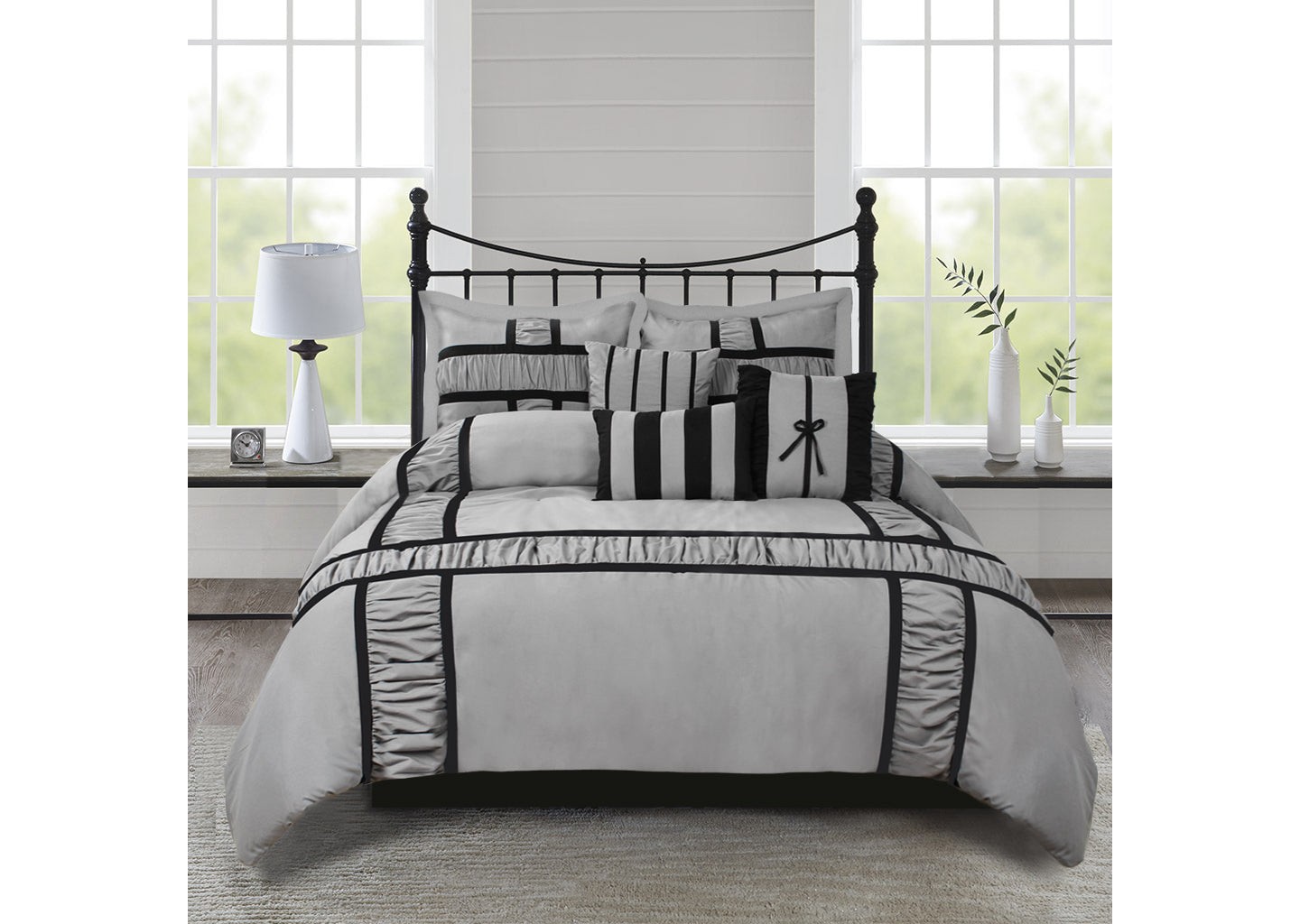 Постельное бельё HIG 7-Piece Handmade Ruching Patchwork Bed in a Bag, Taupe Queen Size Comforter Set with Ruffled Shams, Bedskirt & Decorative Pillows — фото 2