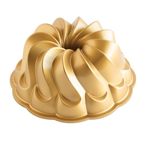 Nordic Ware Pirouette Bundt® Pan : Target