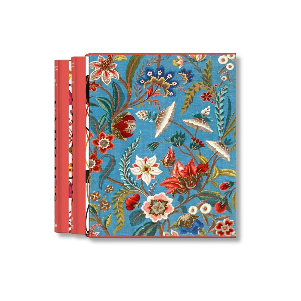 The Book of Printed Fabrics. from the 16th Century Until Today - by Aziza Gril-Mariotte (Hardcover)