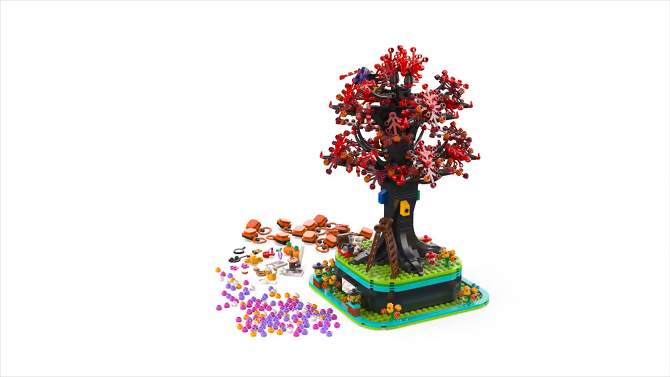 LEGO Ideas Family Tree Home D&#233;cor Building Set 21346, 2 of 9, play video