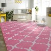 4'x6' Geometric Pattern Living Room Rug, Fluffy Non-Slip Rug - 3 of 4