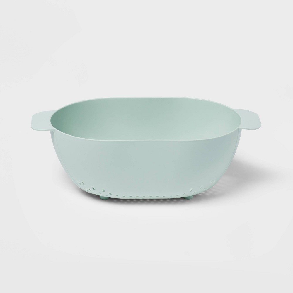 12/4 case Plastic Colander Mint Green - Room Essentials™