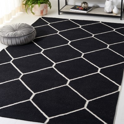 Handmade Black/Ivory Wool Flat Woven 4' x 6' Area Rug
