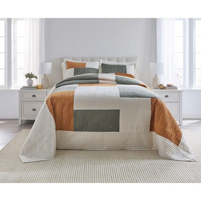 BrylaneHome Modern Velvet Patchwork Bedspread