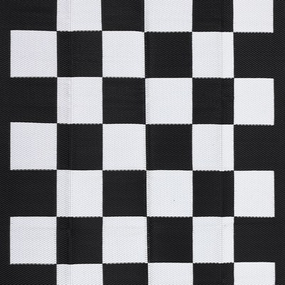 black/white