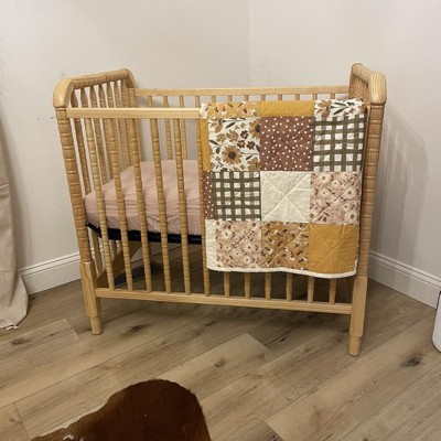 Jenny lind stationary outlet crib