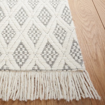 Coastal Charm Hand-Tufted Gray Wool Area Rug - 4x6 Feet