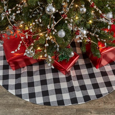Black and Cream Buffalo Check Cotton Tree Skirt with Wood Buttons