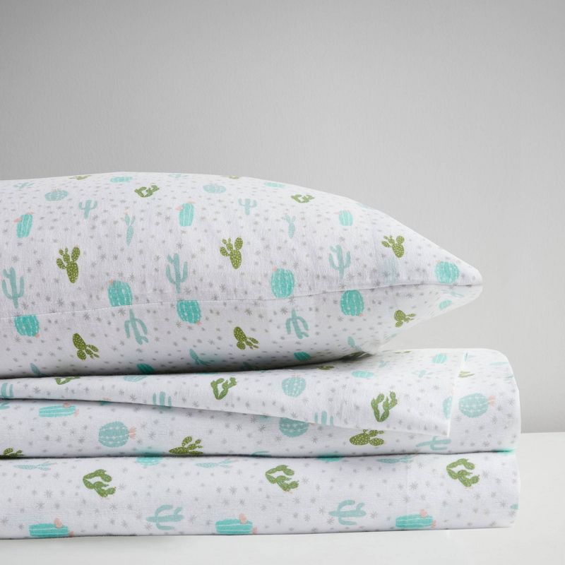 Printed Cotton Flannel Sheet Set, 5 of 9