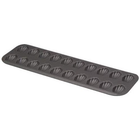 Wilton 24 Cavity Bite Size Brownie Squares Silicone Mold