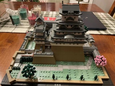 LEGO 21060 Architecture Castello di Himeji, Kit Modellismo per Adulti  Collezione Monumenti, Idea Regalo Creativa per i Fan della Cultura  Giapponese con Albero di Ciliegio in Fiore da Costruire 
