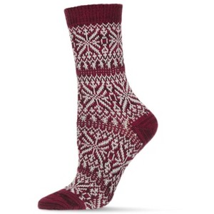 Memoi Women's Traditional Cozy Snowflake Crew Socks - 1 of 4
