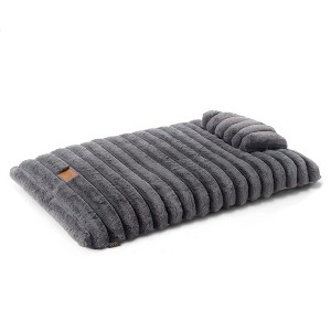 TOWN & COUNTRY LUXE CuddleTown Ribbed Bubble Stripe Pillow Crate Mat Pet Bed - 1 of 4