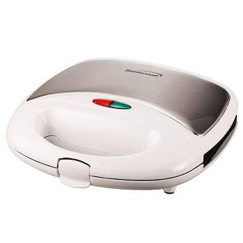 Brentwood - TS-120 Brentwood Quesadilla Maker, 8-inch, Red