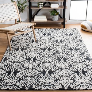 Blossom BLM112 Hand Tufted Rug - Safavieh - 1 of 4