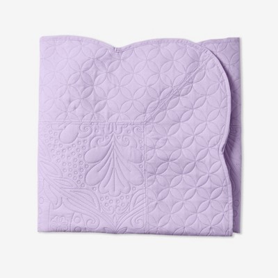 BrylaneHome Lily Pinsonic Damask Throw