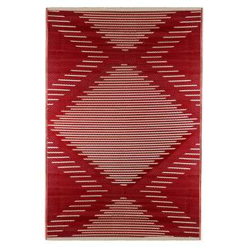 Northlight 4' x 6' Red and Beige  Pattern Rectangular Outdoor Area Rug