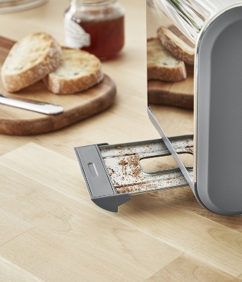 Cotton White Stainless Steel 2-Slice Toaster with Crumb Tray