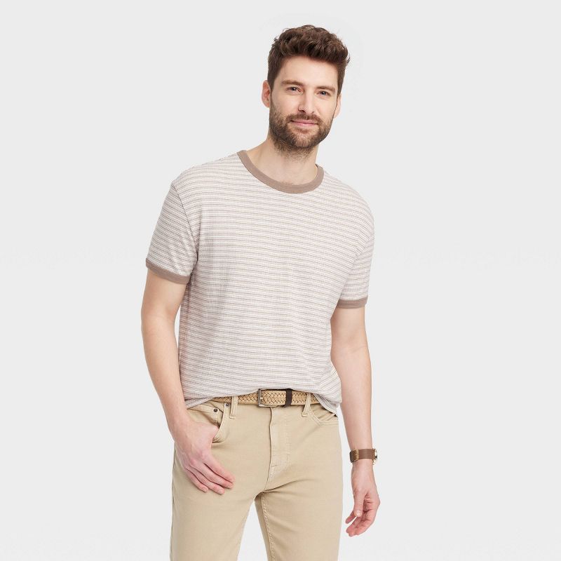 Men&#39;s Short Sleeve Crewneck T-Shirt - Goodfellow &#38; Co&#8482;, 1 of 6