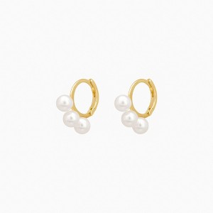 Bearfruit Jewelry Sterling Silver 18k Gold Plated Triple Cultured Pearl Huggies - 1 of 4