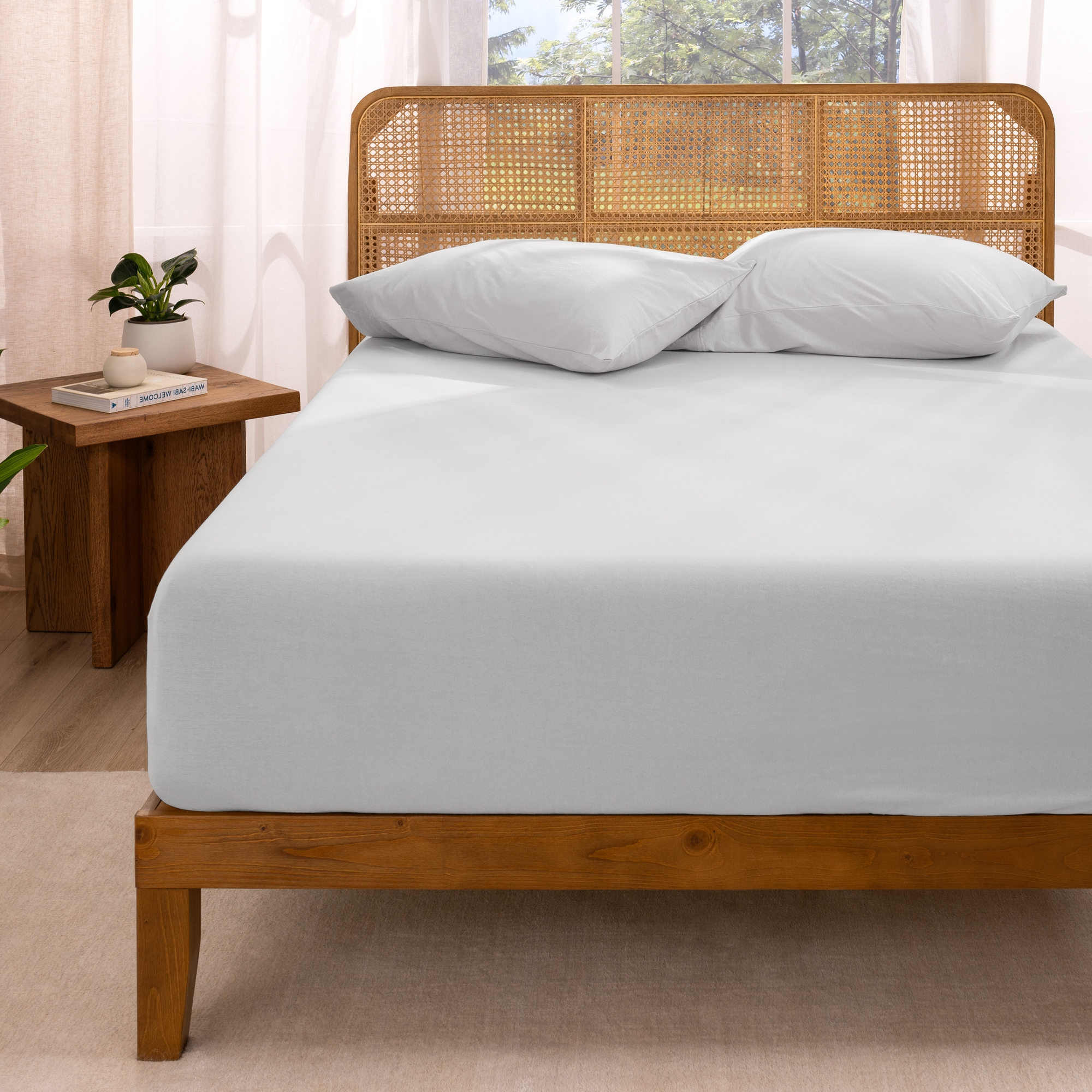 Breathable Organic Cotton Jersey Fitted Sheet by Bare Home - Queen, Cloud Grey