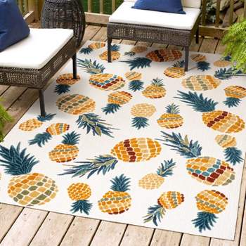 Ananas Bold Pineapple High-Low Indoor/Outdoor Area Rug - JONATHAN Y