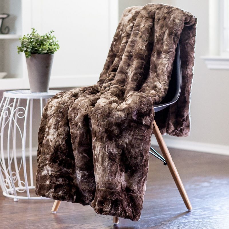 Chanasya 3-Piece Set Wolf Throw Blanket Reverse Faux Shearling Throw & Pillow Covers, 3 of 8