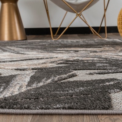Gray Floral Synthetic 5' x 7' Reversible Area Rug