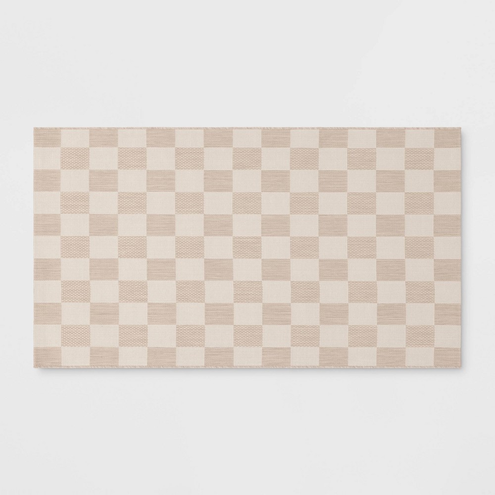 3’ 11” x5'5" Checkered Rectangular Indoor Outdoor Area Rug - Room Essentials™