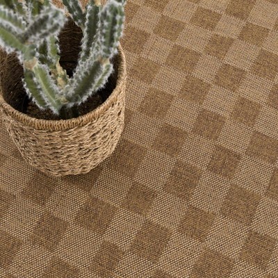 Kuval Camel Checkered Polypropylene Runner Rug 2'7" x 7'3"